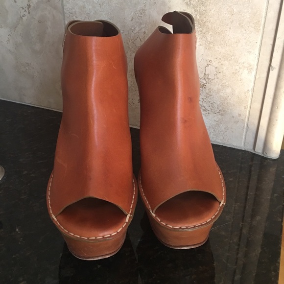 Chloé  |  tuscan calf wedge - Picture 2 of 8